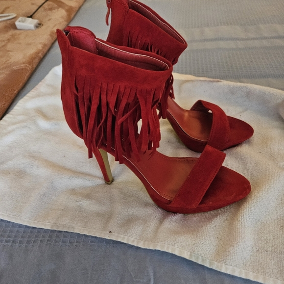 Red Fringe Women's Heels - Picture 1 of 3